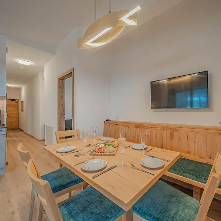 Apartment Andrea Caciel *
