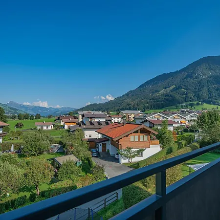 Andrea Caciel * Brixen im Thale