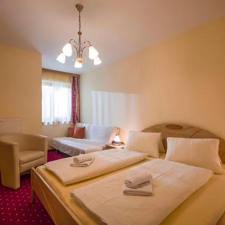 Andrea Cäciel - Alpline Kg * Brixen im Thale